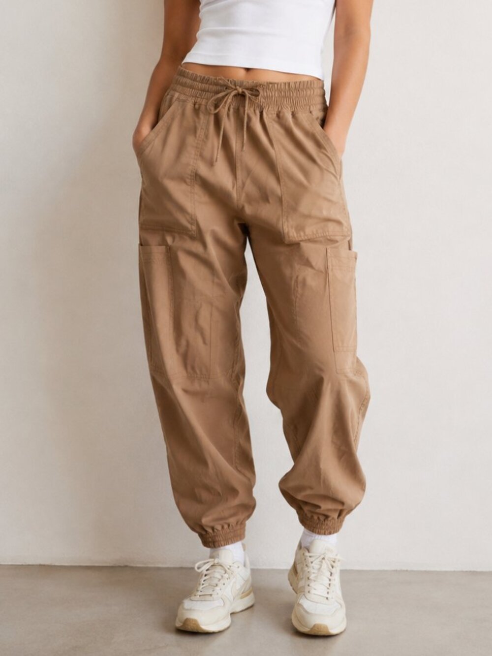 Old Navy StretchTech Women’s XS Tan Cargo Jogger Pant Drawstring Utility Pockets